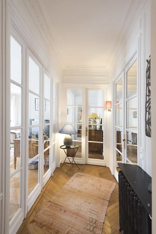 Apartment Veeve - Elegance Near Batignolles *